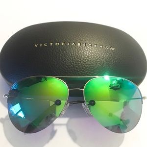 Victoria Beckham Green Mirrored Aviator Sunglasses